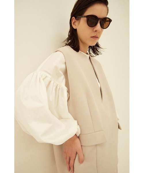 Mila Owen（ミラオーウェン）の「ボリュームスリーブ前後2wayブラウス（シャツ/ブラウス・レディース・その他/ネイビー/ホワイト・0/1）」の18枚目の写真