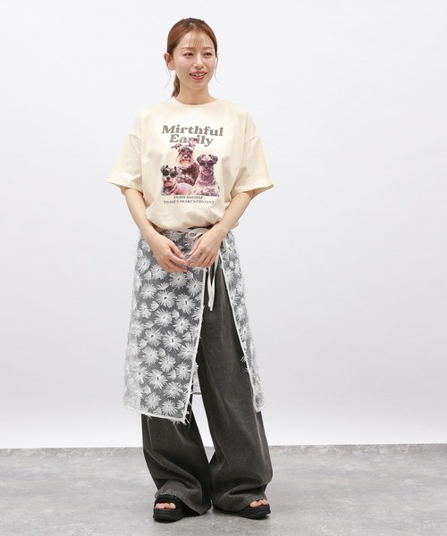 LAKOLE（ラコレ）の「アニマルプリント半袖T / 139551（Tシャツ/カットソー・レディース・レッド/グリーン/チャコール・FREE）」の4枚目の写真