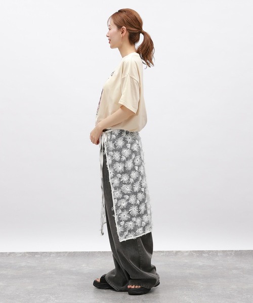 LAKOLE（ラコレ）の「アニマルプリント半袖T / 139551（Tシャツ/カットソー・レディース・レッド/グリーン/チャコール・FREE）」の5枚目の写真