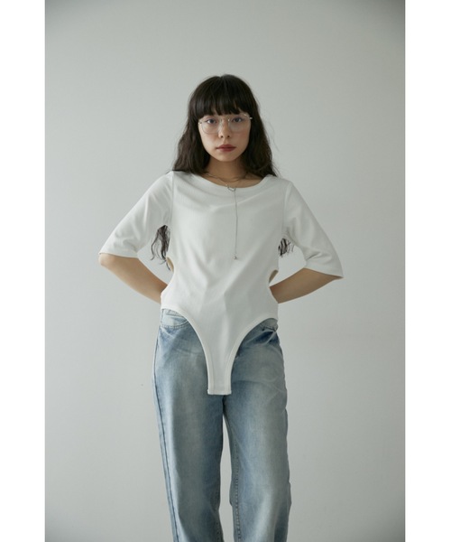 DRWCYS(ドロシーズ)の「カットアウトリブトップス(タンクトップ・レディース・グレー/ホワイト・FREE)」の3枚目の写真