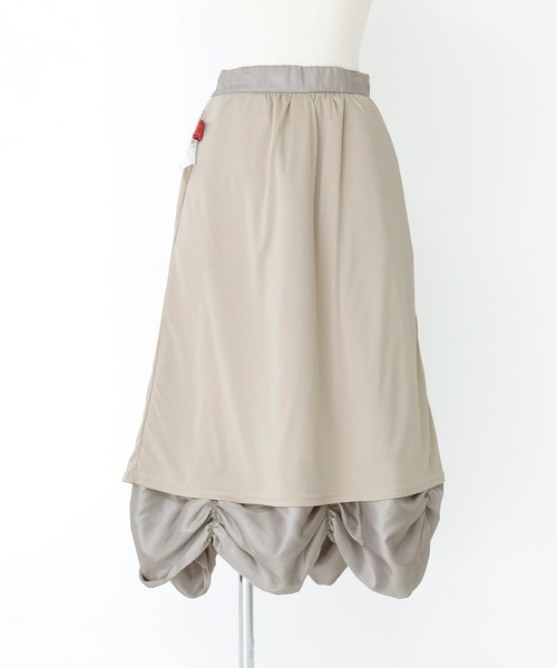 somari imagination（ソマリ イマジネーション）の「『シャーリングメタリックスカート』（スカート・レディース・ベージュ/グレー・1/2）」の22枚目の写真