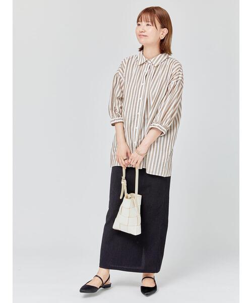 Lugnoncure（ルノンキュール）の「ゴム袖レギュラーシャツ（シャツ/ブラウス・レディース・オフホワイト/ネイビー/ベージュ・F）」の22枚目の写真
