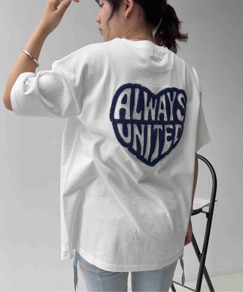 AS KNOW AS plus(アズノゥアズプラス)の「◇アソートモチーフTシャツ(Tシャツ/カットソー・レディース・ブラック系/オートミール/オフホワイト/チャコールグレー/アイボリー系/サックスブルー/アイボリー系2/ブルー系その他2/ホワイト系その他2/ブラック系2/グレー系その他2/ベージュ系その他2/ホワイト系その他3/グレー系その他3/ブラック系3/アイボリー系3/ホワイト系その他4/グレー系その他4/アイボリー系4/ネイビー系4/グレー系その他5/ベージュ系5/グリーン系5/ホワイト系その他5/ネイビー系5/ホワイト系5/グレー系6/ホワイト系6/レッド系その他6/ベージュ系その他6・FREE)」の8枚目の写真