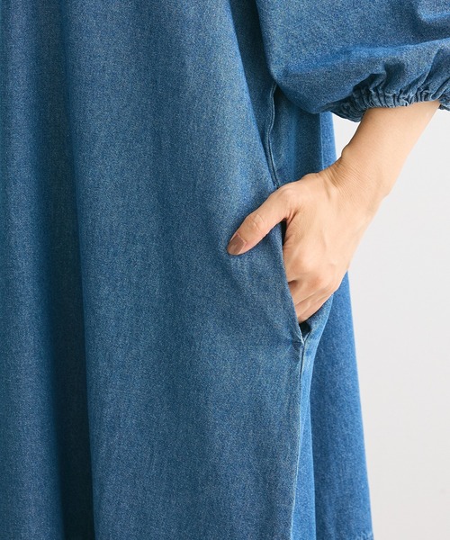 Sugar spoon（シュガースプーン）の「・SUGAR　SPOON　デニムVネックワンピース（ワンピース・レディース・ブラック/インディゴブルー・FREE）」の14枚目の写真