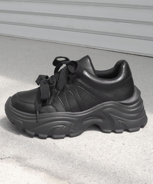 minia（ミニア）の「ダブルリボン厚底スニーカー（スニーカー・レディース・ホワイト/ブラック・M/L）」の5枚目の写真