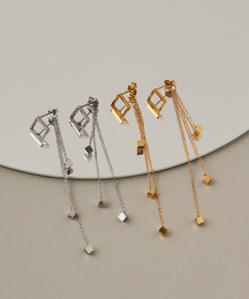 ciite' surgical stainless(シーテサージカルステンレス)の「【 金属アレルギー対応 】 モチーフロングピアス サージカルステンレス (両耳用)(ピアス(両耳用)・レディース・ゴールド・FREE)」の5枚目の写真