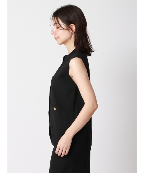 【セール】ラウンドネックニットジレ ハンドウォッシュ ポリエステル 無地 メタルボタン（ベスト）｜SUIT SQUARE（スーツスクエア）