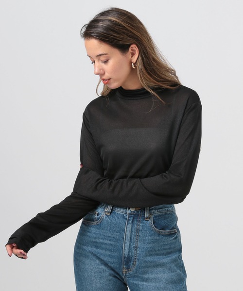 BAYFLOW（ベイフロー）の「[レイヤードスタイルにも]ラメハイネックプルオーバー（Tシャツ/カットソー・レディース・ブラック/ピンク/アイボリー・FREE）」の2枚目の写真