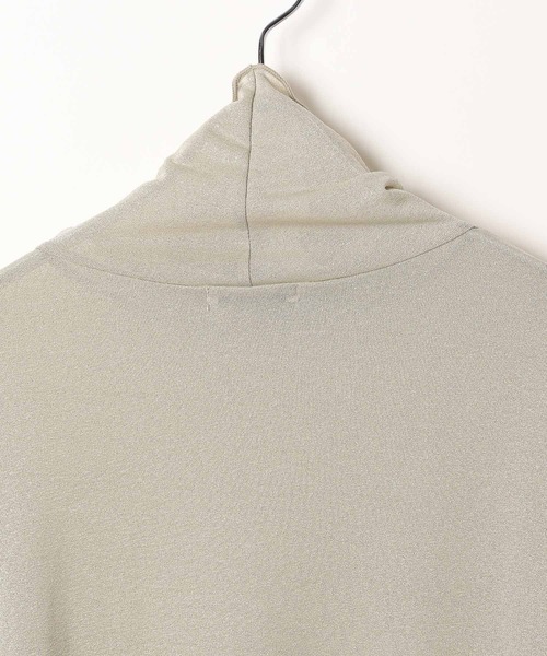 BAYFLOW（ベイフロー）の「[レイヤードスタイルにも]ラメハイネックプルオーバー（Tシャツ/カットソー・レディース・ブラック/ピンク/アイボリー・FREE）」の18枚目の写真
