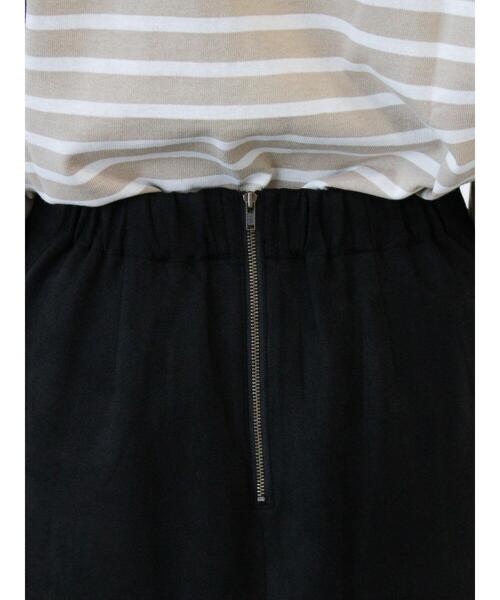 Lugnoncure（ルノンキュール）の「【選べる着丈】スウェード調タイトスカート（スカート・レディース・ベージュ/ネイビー/ブラック/チャコールグレー・ﾌﾘｰ(L)/ﾌﾘｰ(M)）」の6枚目の写真