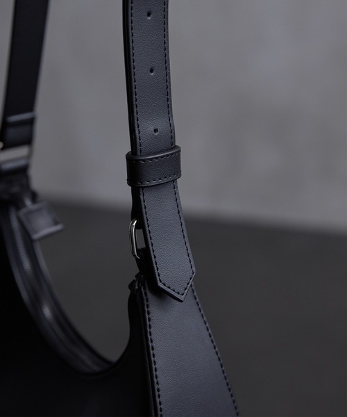 CALLNE（カルネ）の「【CALLNE】2WAY Half Moon Mini Bag / 2WAY