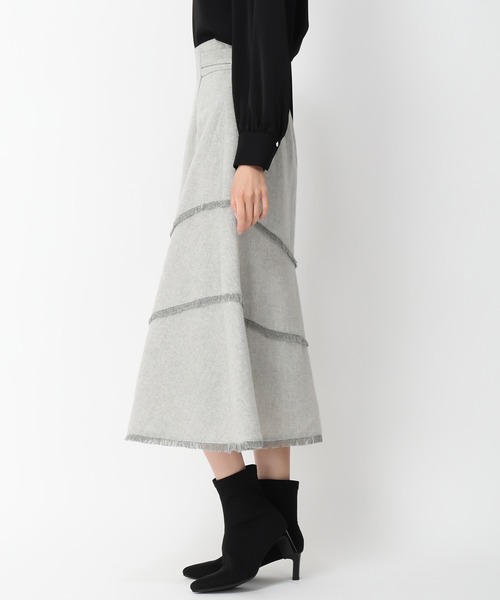 MISCH MASCH(ミッシュマッシュ)の「フリンジAラインスカート/MM447218(スカート・レディース・ブラック/ライトグレー・S/M)」の11枚目の写真