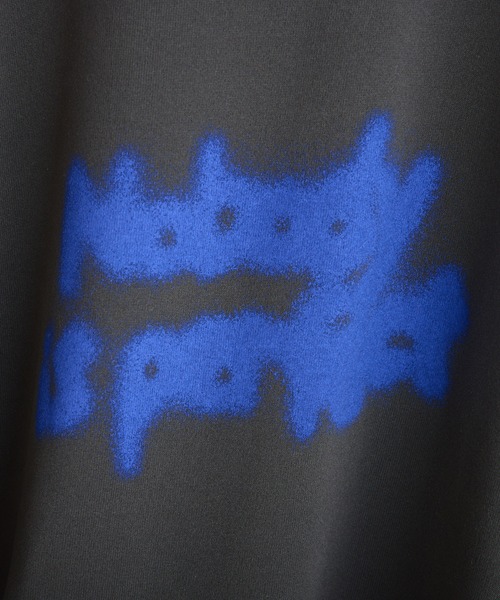 CIAOPANIC TYPY(チャオパニックティピー)の「【UNISEX】スプレーロゴ裏起毛スウェット(スウェット・メンズ・チャコールグレー/グレー/ブラウン・LARGE/MEDIUM)」の16枚目の写真