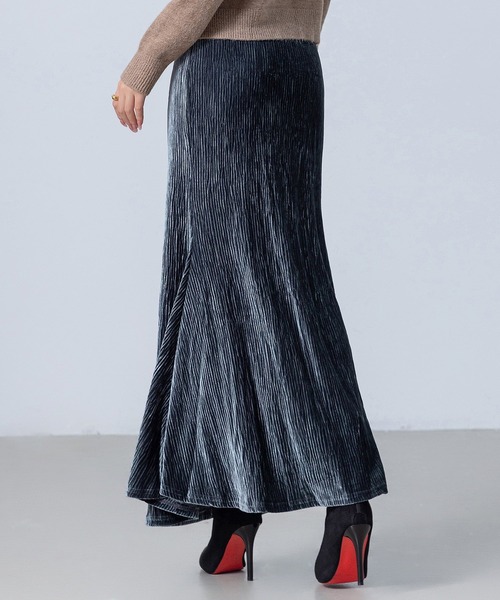 DAY CLOSET（デイ クローゼット）の「【表情変わる光沢感】きれいめ ランダムプリーツ ベロア マーメイドスカート レディース（スカート・レディース・ブラック/ネイビー/ダークブラウン/ベージュ・FREE）」の18枚目の写真