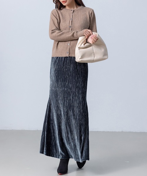 DAY CLOSET（デイ クローゼット）の「【表情変わる光沢感】きれいめ ランダムプリーツ ベロア マーメイドスカート レディース（スカート・レディース・ブラック/ネイビー/ダークブラウン/ベージュ・FREE）」の17枚目の写真