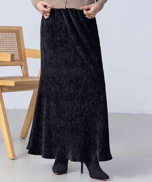 DAY CLOSET（デイ クローゼット）の「【表情変わる光沢感】きれいめ ランダムプリーツ ベロア マーメイドスカート レディース（スカート・レディース・ブラック/ネイビー/ダークブラウン/ベージュ・FREE）」の11枚目の写真