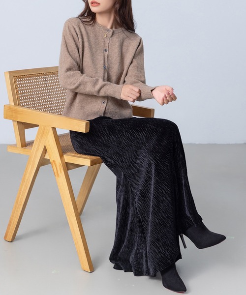 DAY CLOSET（デイ クローゼット）の「【表情変わる光沢感】きれいめ ランダムプリーツ ベロア マーメイドスカート レディース（スカート・レディース・ブラック/ネイビー/ダークブラウン/ベージュ・FREE）」の7枚目の写真