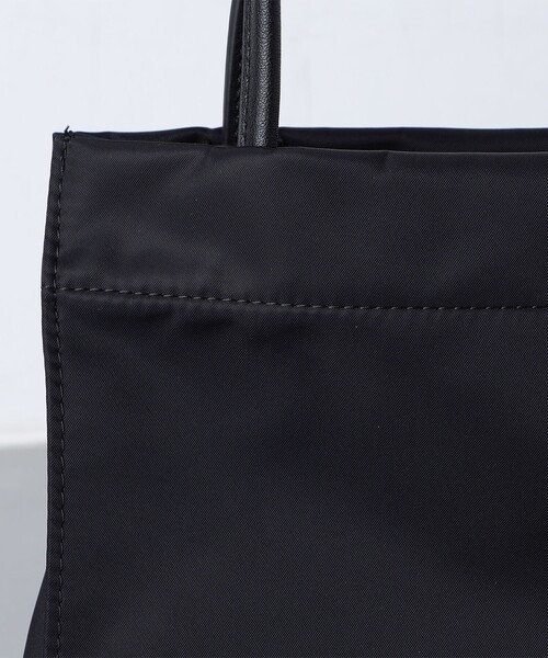UNITED ARROWS（ユナイテッドアローズ）の「ナイロン ロゴ トートバッグ S（トートバッグ・レディース・ブラック・FREE）」の3枚目の写真