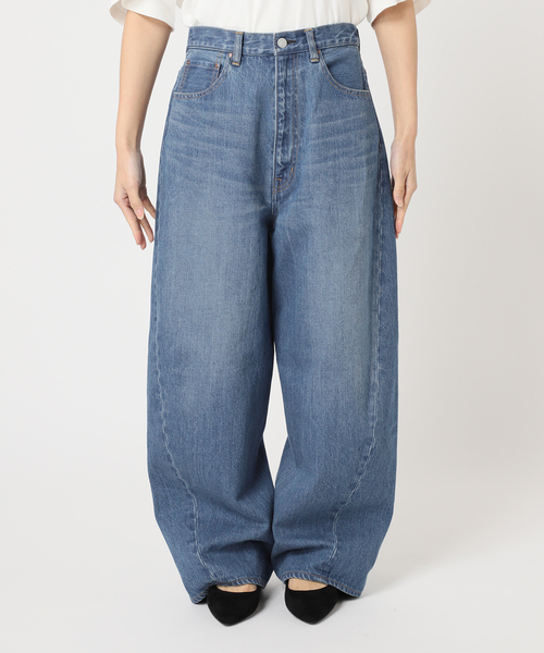 journal standard L'essage(ジャーナルスタンダードレサージュ)の「アンティークデニム ギャザーパンツ(デニムパンツ・レディース・ブルー・38/36)」の14枚目の写真