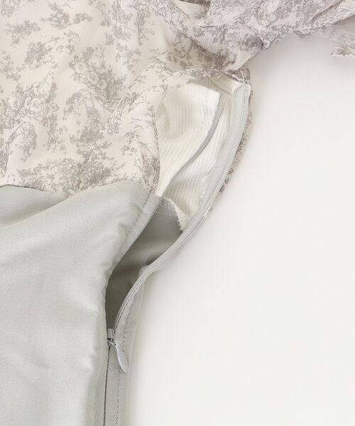 MAJESTIC LEGON(マジェスティックレゴン)の「ウエストきゅっとオフショルワンピ(ワンピース・レディース・ブラック系その他/ベージュ系その他2/ブルー系その他2・SMALL/X-SMALL/MEDIUM/LARGE)」の9枚目の写真