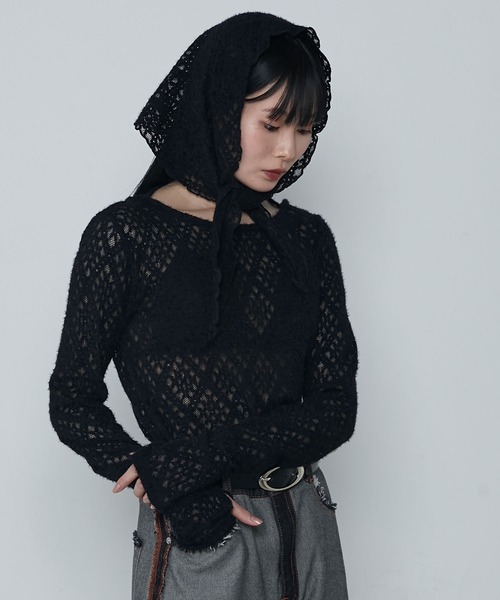 le ELMi（ルエルミ）の「Multiway brushed lace tops ＆ babushka scarf set / マルチウェイ 起毛レーストップス ＆ バブーシュカ スカーフ セット（Tシャツ/カットソー・レディース・アイボリー/ブラック・FREE）」の13枚目の写真