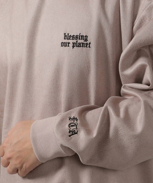 LAKOLE(ラコレ)の「レザーライク刺繍プルオーバー / 283705(Tシャツ/カットソー・メンズ・アクア/アイボリー/ブラック・X-LARGE/LARGE/MEDIUM)」の7枚目の写真