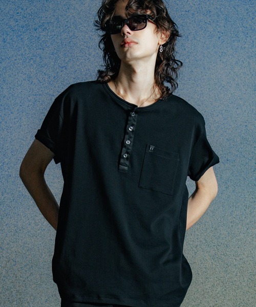 CRIMIE(クライミー)の「EDDIE SHORT LENGTH HENRY NECK T SHIRT(Tシャツ/カットソー・メンズ・カーキ/ホワイト/ブラック・XXL/XL/L/M/S)」の3枚目の写真