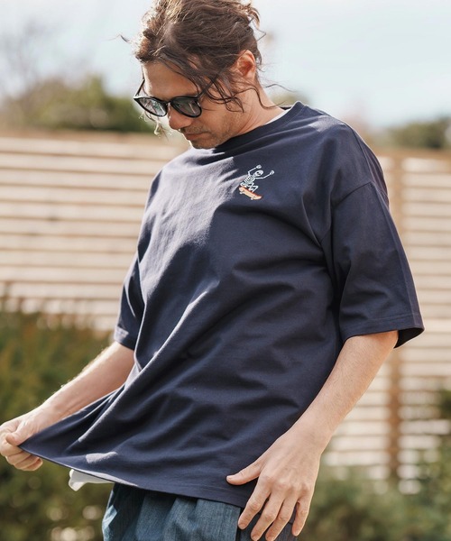 CAMBIO(カンビオ)の「mt9554-刺繍T_Skull skate Tシャツ(Tシャツ/カットソー・メンズ・ホワイト/ブラック/ネイビー・S/M/L/XL)」の14枚目の写真