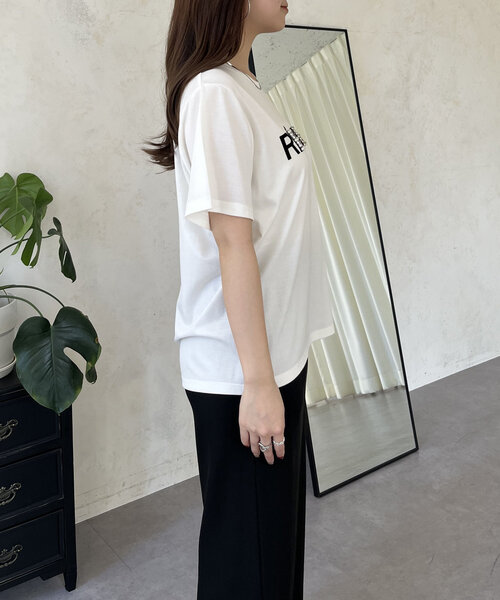 prose verse（プロズヴェール）の「フロッキーロゴパール付きTシャツ（Tシャツ/カットソー・レディース・オフホワイト/ブラック・MEDIUM/LARGE）」の7枚目の写真