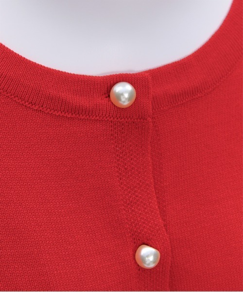 CLEAR BASIC（クリアベーシック）の「パールボタン長袖ニットカーディガン[オフィスカジュアル 着回し抜群 大人]≪再入荷≫（カーディガン/ボレロ・レディース・ブラック/オフホワイト/イエロー/レッド/ボルドー・F）」の15枚目の写真