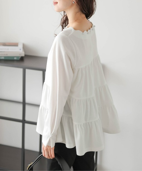 SUGAR BISKET(シュガービスケット)の「スカラップパールネック ティアードプルオーバー(Tシャツ/カットソー・レディース・ホワイト/ブラック/ネイビー・フリー)」の6枚目の写真