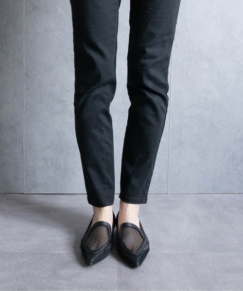 Fabby fabby(ファビィーファビィー)の「ポインテッドトゥメッシュシューズ(パンプス・レディース・ブラック/オフホワイト/シルバー・SMALL/MEDIUM/LARGE)」の19枚目の写真