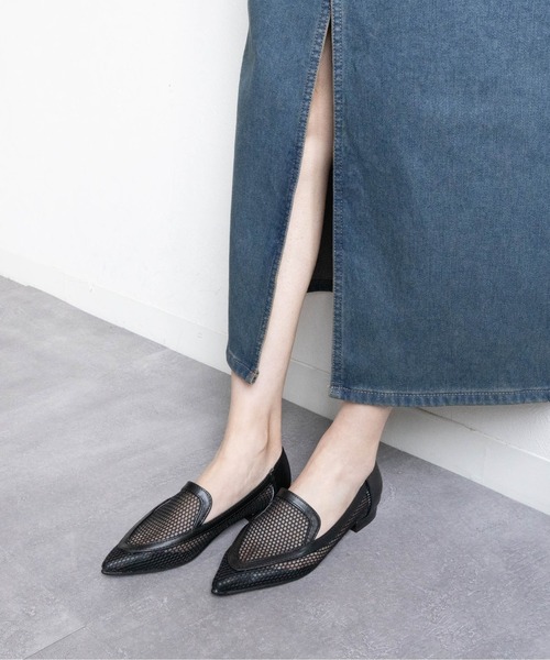 Fabby fabby(ファビィーファビィー)の「ポインテッドトゥメッシュシューズ(パンプス・レディース・ブラック/オフホワイト/シルバー・SMALL/MEDIUM/LARGE)」の12枚目の写真