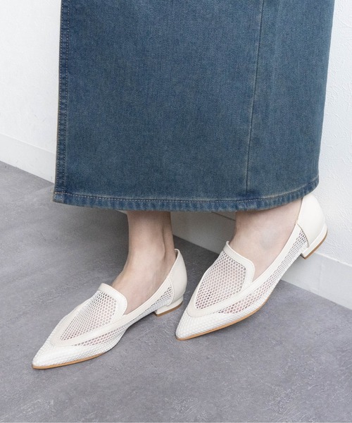 Fabby fabby(ファビィーファビィー)の「ポインテッドトゥメッシュシューズ(パンプス・レディース・ブラック/オフホワイト/シルバー・SMALL/MEDIUM/LARGE)」の14枚目の写真