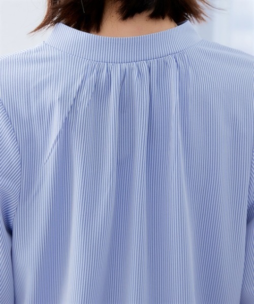 7days Life Styling(セブンデイズライフスタイリング)の「カットソー素材 メタルボタンタックスリーブシャツ(シャツ/ブラウス・レディース・オフホワイト/ブルー系/ネイビー・S/M/L/LL)」の8枚目の写真