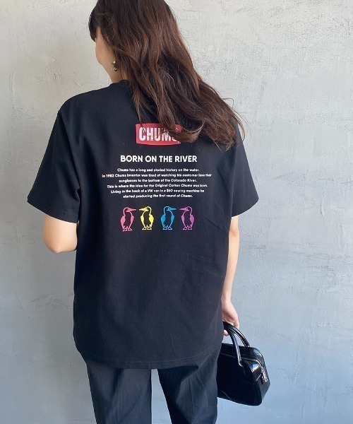 CHUMS（チャムス）の「[CHUMS/チャムス] 別注 ヒストリーロゴ バックプリントショートスリーブTシャツ（Tシャツ/カットソー・レディース・ブラック/ホワイト・XL/M/XXL/L）」の12枚目の写真