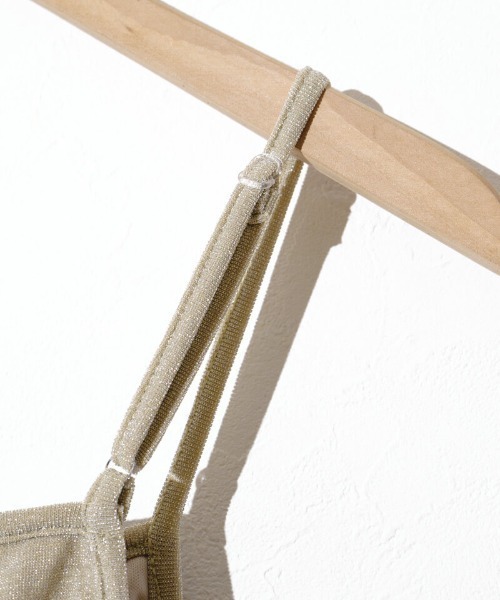 flower（フラワー）の「シャイニーブラトップ（キャミソール・レディース・シルバー/ゴールド・FREE）」の5枚目の写真