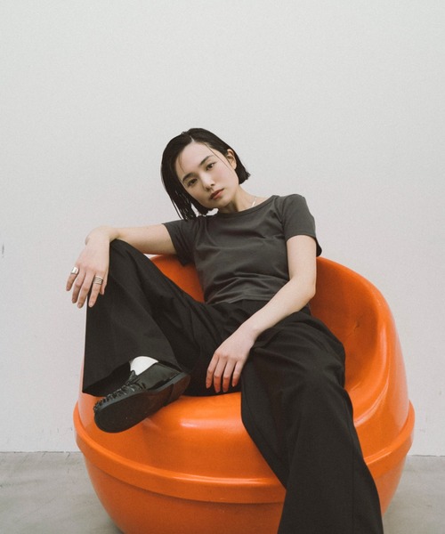 HANNE（アン）の「【Mikako collaboration】レイヤードタックパンツ（その他パンツ・レディース・ベージュ/グレー/ブラック・S/M）」の5枚目の写真