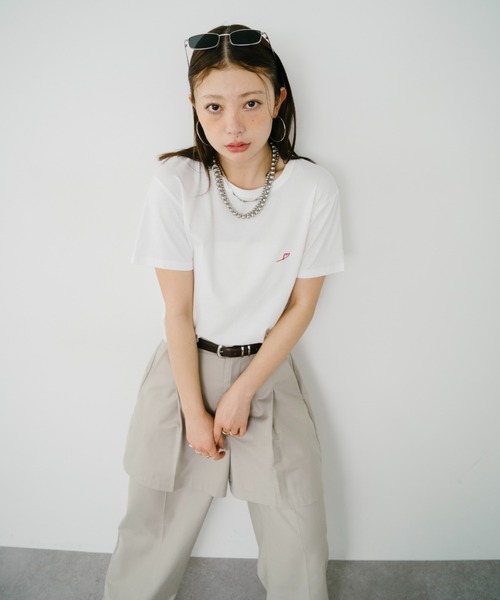 HANNE（アン）の「【Mikako collaboration】レイヤードタックパンツ（その他パンツ・レディース・ベージュ/グレー/ブラック・S/M）」の11枚目の写真
