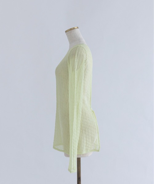 EN NEUME(エンノイム)の「Back Open Sheer Knit(ニット/セーター・レディース・ライム/コーラルピンク/レッド・FREE)」の11枚目の写真