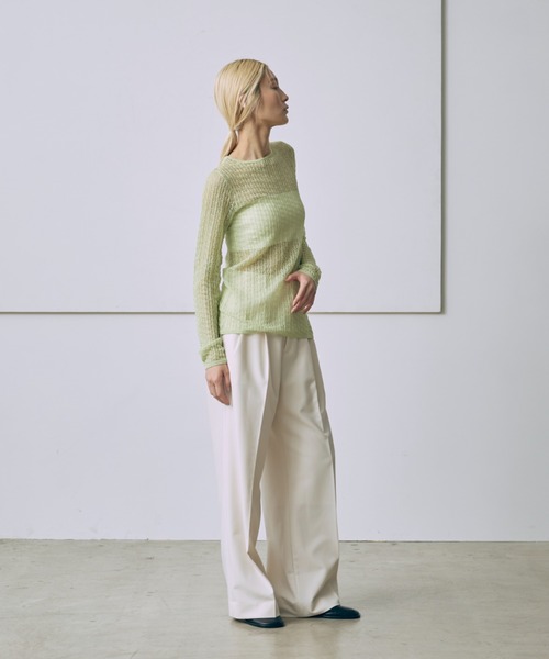 EN NEUME(エンノイム)の「Back Open Sheer Knit(ニット/セーター・レディース・ライム/コーラルピンク/レッド・FREE)」の19枚目の写真