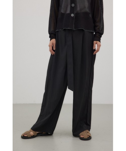 crie conforto（クリーコンフォルト）の「フロントラップワイドパンツ　ベルト取り外し可能（その他パンツ・レディース・ピンク/ベージュ/ブラック・MEDIUM/SMALL）」の2枚目の写真