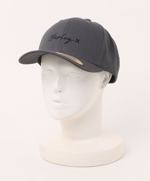 Hurley （ハーレー）の「【Hurley/ハーレー】ロゴキャップ　SCRIPT LOGO CAP　おしゃれなギフトに最適！（キャップ・メンズ・ブラック×ホワイト/カーキブラウン/ネイビー/ブラック/チャコールグレー/ダークグレー/ブルー系その他・FREE）」の4枚目の写真