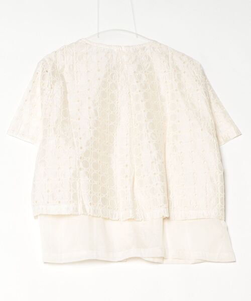 gossip!ロサンゼルス(ゴシップロサンゼルス)の「【サイズあり】レイヤード風 オフィスエレガントレースノーカラートップス/韓国ファッション日常シンプル(シャツ/ブラウス・レディース・オフホワイト・M/S/L)」の11枚目の写真