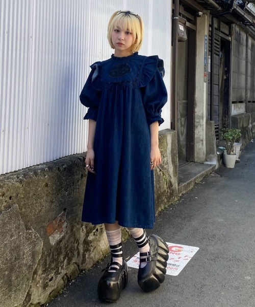 Candy Stripper（キャンディストリッパー）の「DEAR PEPE DENIM ワンピース（ワンピース・レディース・インディゴブルー/ライトインディゴブルー・FREE）」の11枚目の写真