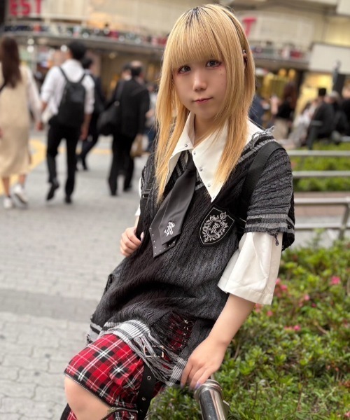 ベスト ジレ 「TRAVAS TOKYO/トラバス トーキョー」顔料加工ダメージケーブルニットベスト レディース メンズ TRAVAS TOKYO ベスト ジレ 「TRAVAS TOKYO/トラバス トーキョー