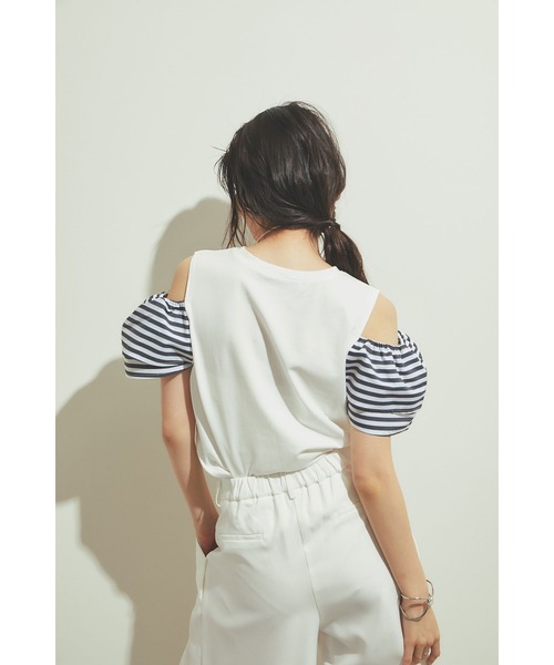&. NOSTALGIA(アンドドットノスタルジア)の「フリルオープンスリーブTシャツ(Tシャツ/カットソー・レディース・ダークブラック/カーキ/ホワイト/レッド・M)」の9枚目の写真