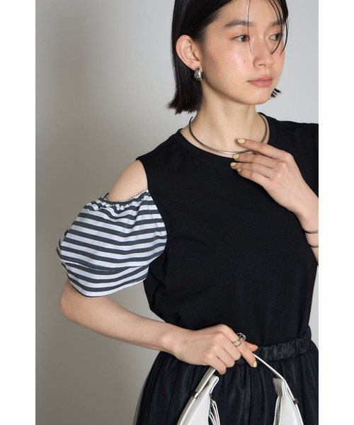 &. NOSTALGIA(アンドドットノスタルジア)の「フリルオープンスリーブTシャツ(Tシャツ/カットソー・レディース・ダークブラック/カーキ/ホワイト/レッド・M)」の14枚目の写真