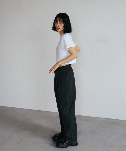 duei（デュイ）の「ベーシッククロップドTシャツ（Tシャツ/カットソー・レディース・ホワイト/ブラック・FREE）」の18枚目の写真