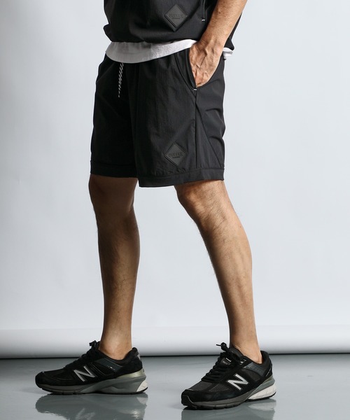 The DUFFER of ST.GEORGE(ザダファーオブセントジョージ)の「〔BLACK LABEL〕CORDURA RIPSTOP TRUCK SHORTS:セットアップ コーデュラリップストップ トラックショーツ(その他パンツ・メンズ・ブラック・SMALL/MEDIUM/LARGE/X-LARGE)」の1枚目の写真